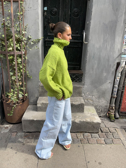 Valdamara oversized turtleneck – Lime Green